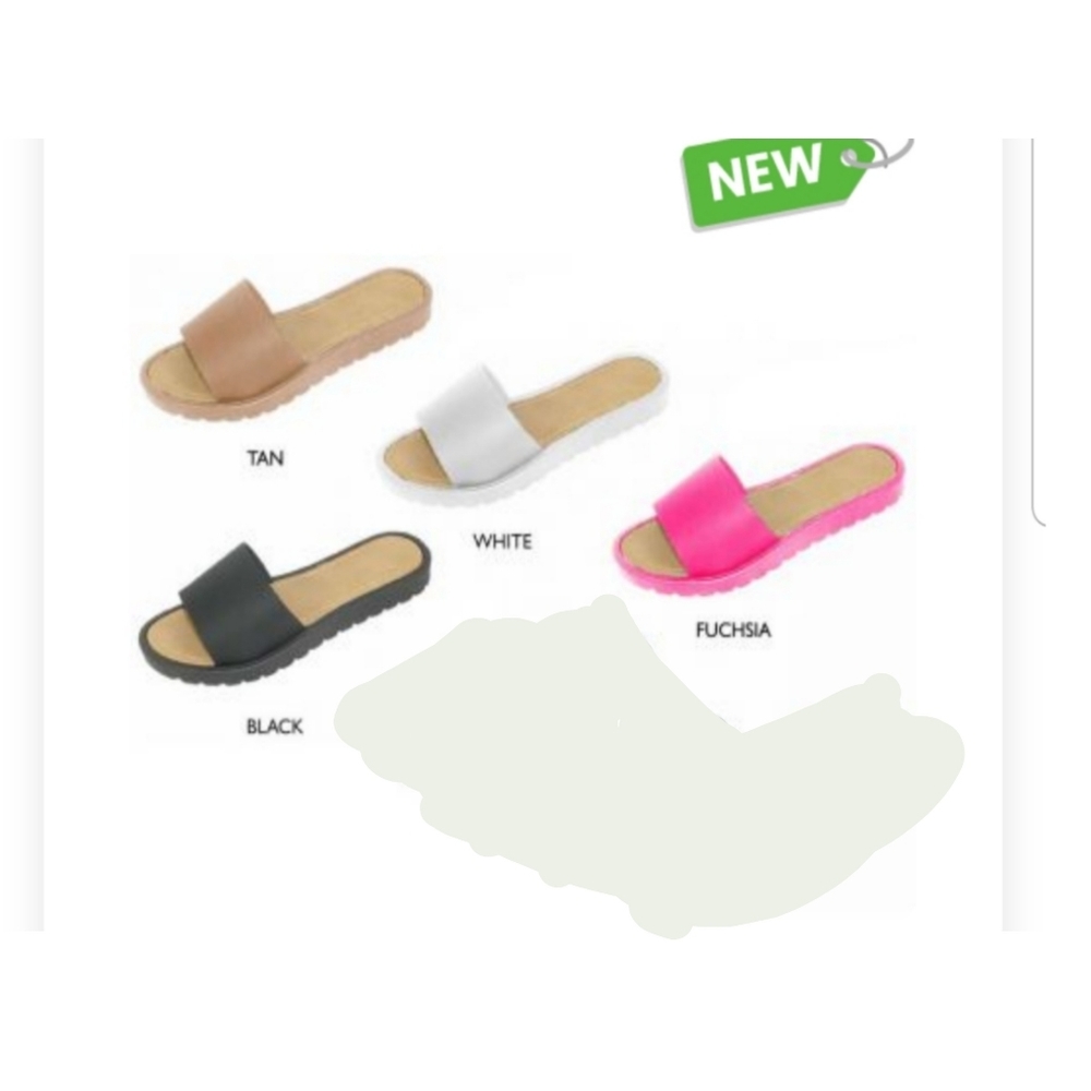 Comfortable women's slide on sandles